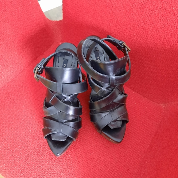 Zara, leather sandals, size 6.5, black color - Picture 3 of 5